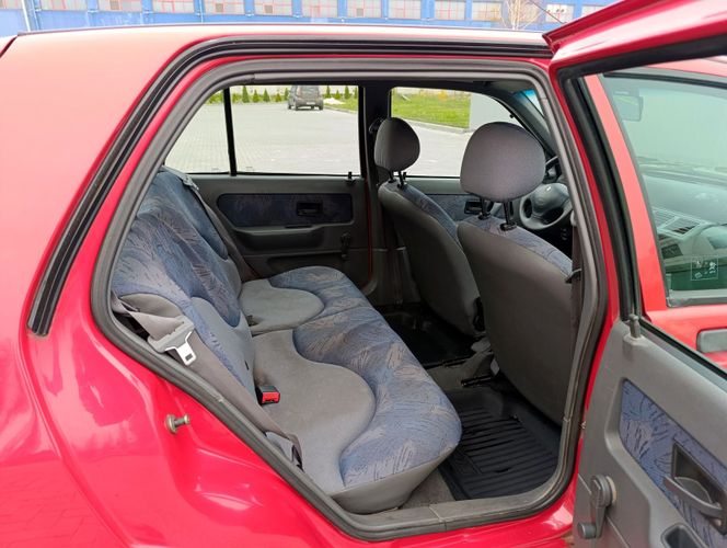 В кредит/лизинг без первого взноса Renault Clio I