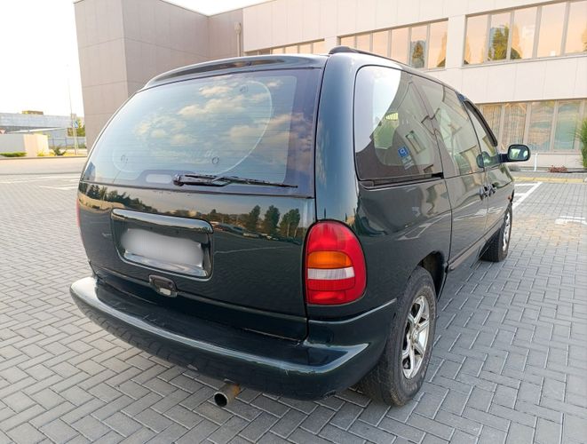 В кредит/лизинг без первого взноса Chrysler Voyager 7 мест