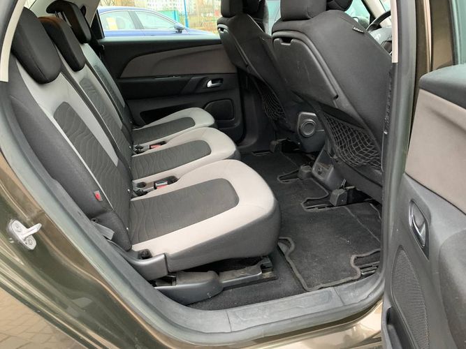 Купить Citroen C4 Picasso в кредит от 435 руб/мес
