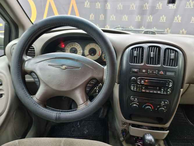 Chrysler Grand Voyager IV, 7 мест, 2001