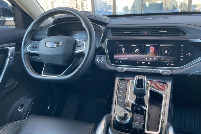 Geely Atlas Pro 2021 Flagship