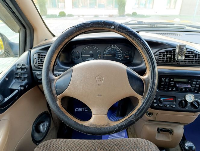 В кредит/лизинг без первого взноса Chrysler Voyager 7 мест
