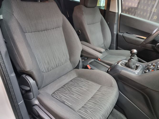 Peugeot 5008 I, 2013