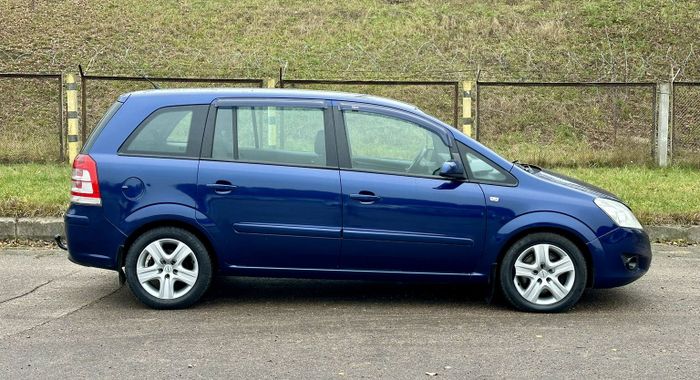 OPEL ZAFIRA