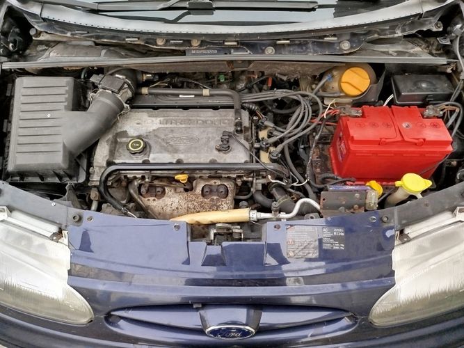 Форд Гелакси 2.0i(dohc) 116л.с 1996г.Hja.