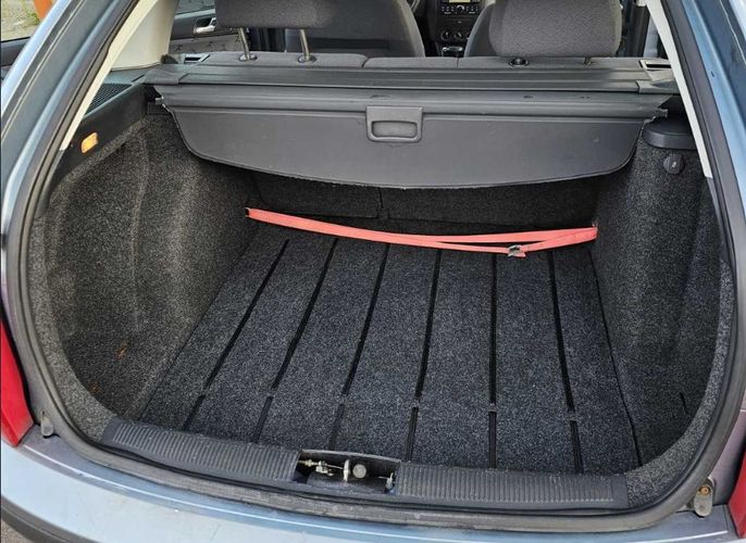Skoda Fabia 6Y, 2002 автомат, дорогая комплектация