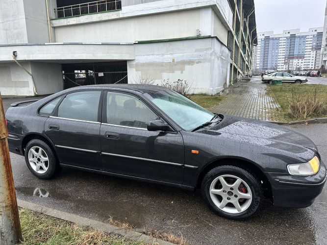 Honda Accord 1.8 бензин рестайлинг отличное авто 