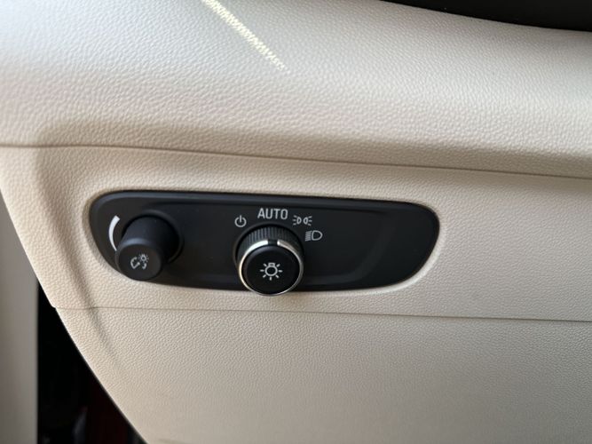 Buick envision awd essence