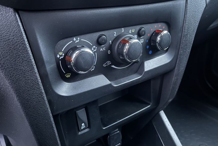 Lada XRAY 2019