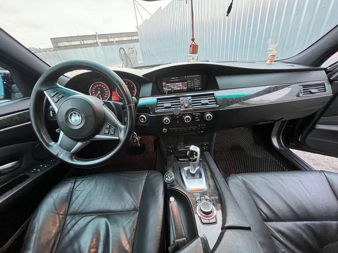 BMW e61