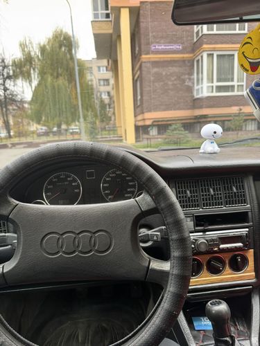 Audi 80