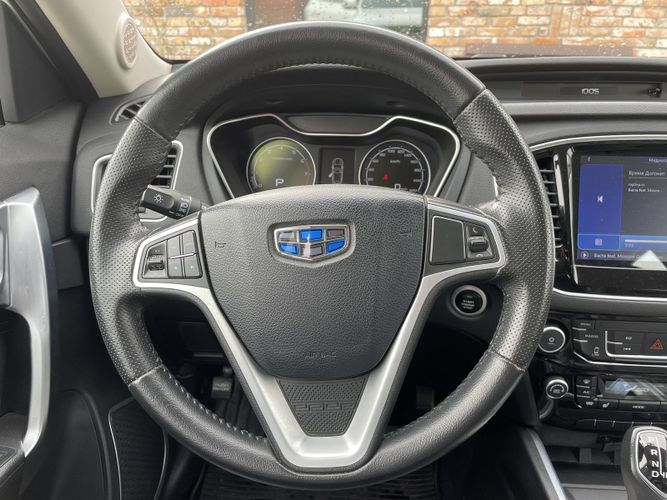 Geely Emgrand X7
