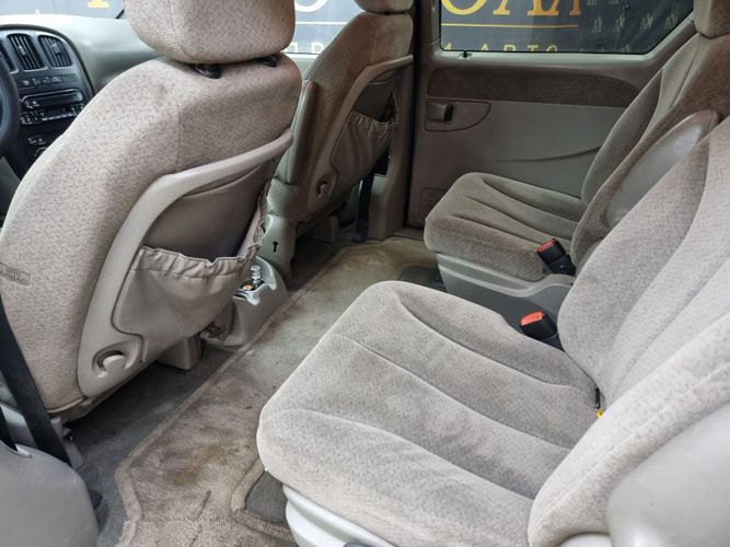 Chrysler Grand Voyager IV, 7 мест, 2001